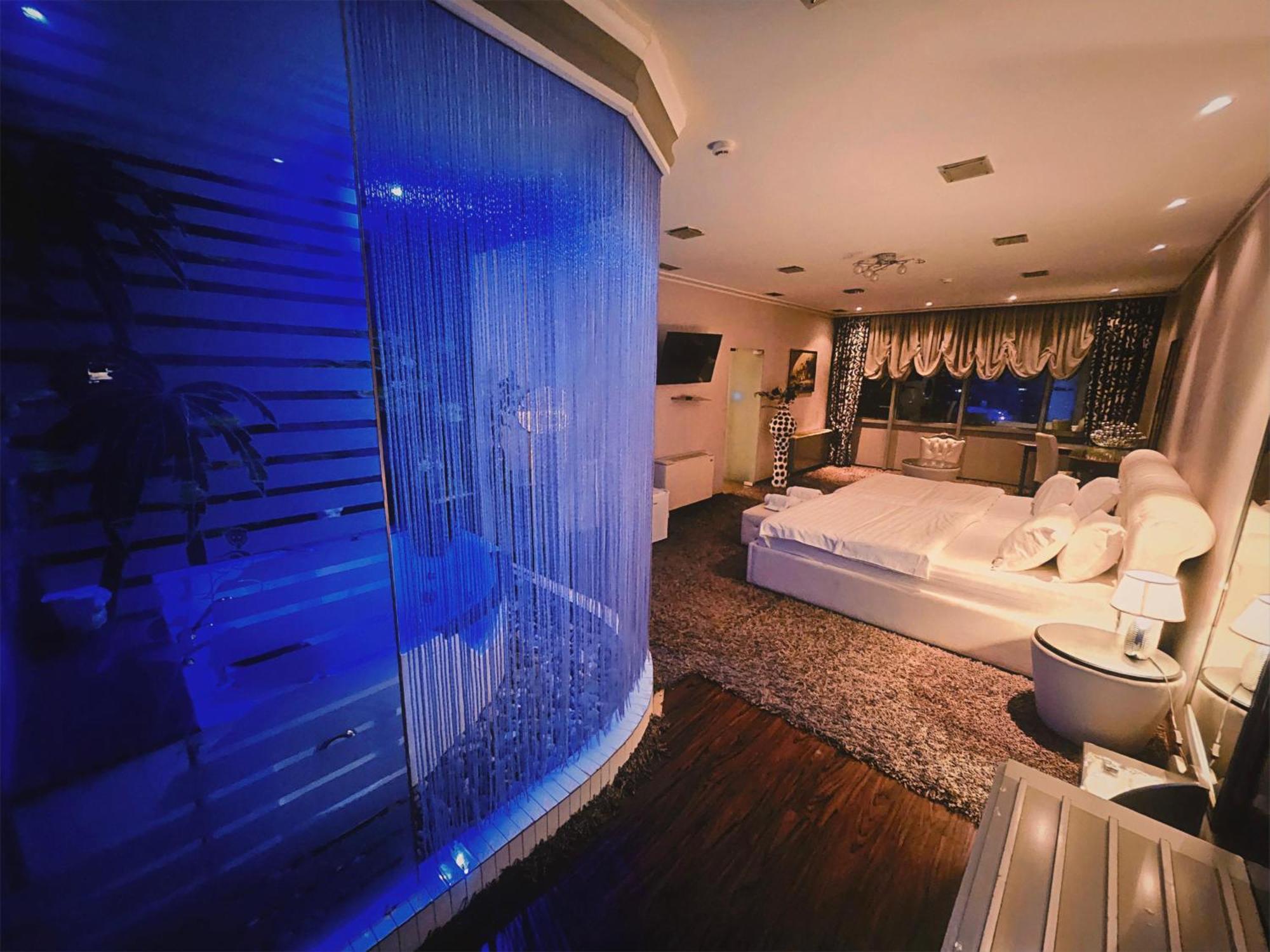 Hotel Rosa Blu Tirana Buitenkant foto
