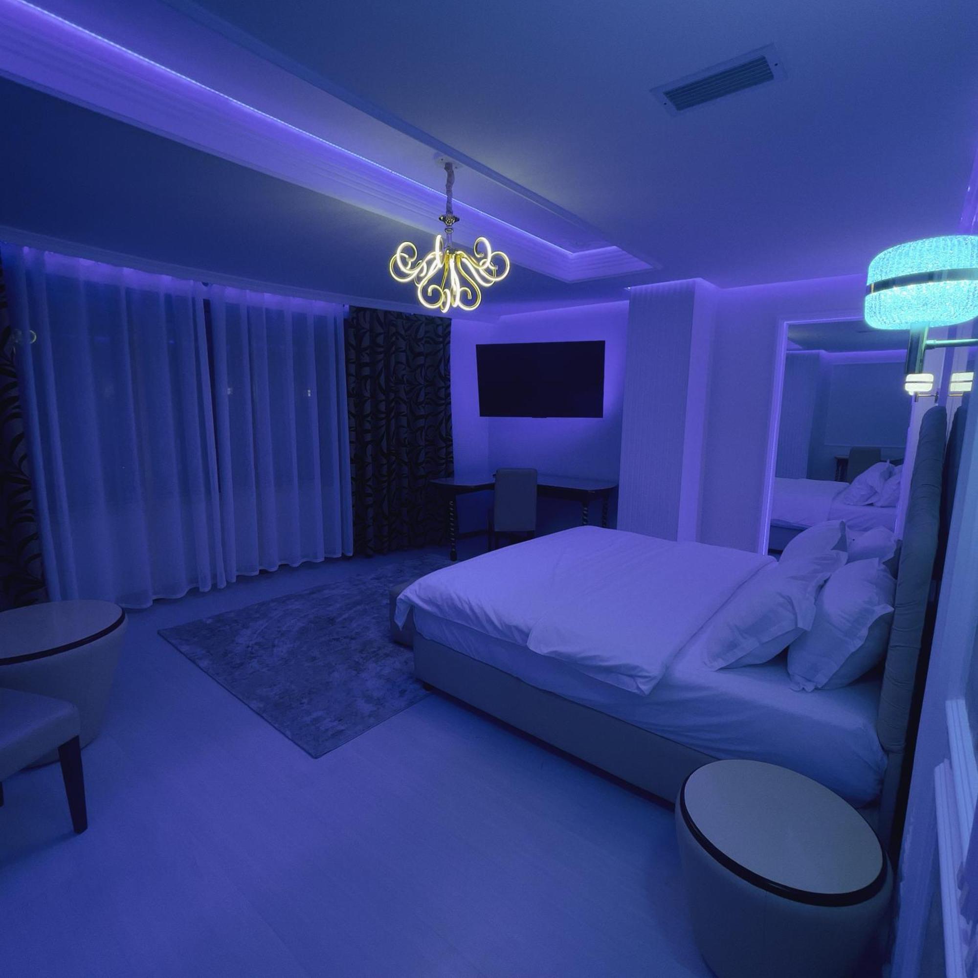 Hotel Rosa Blu Tirana Buitenkant foto