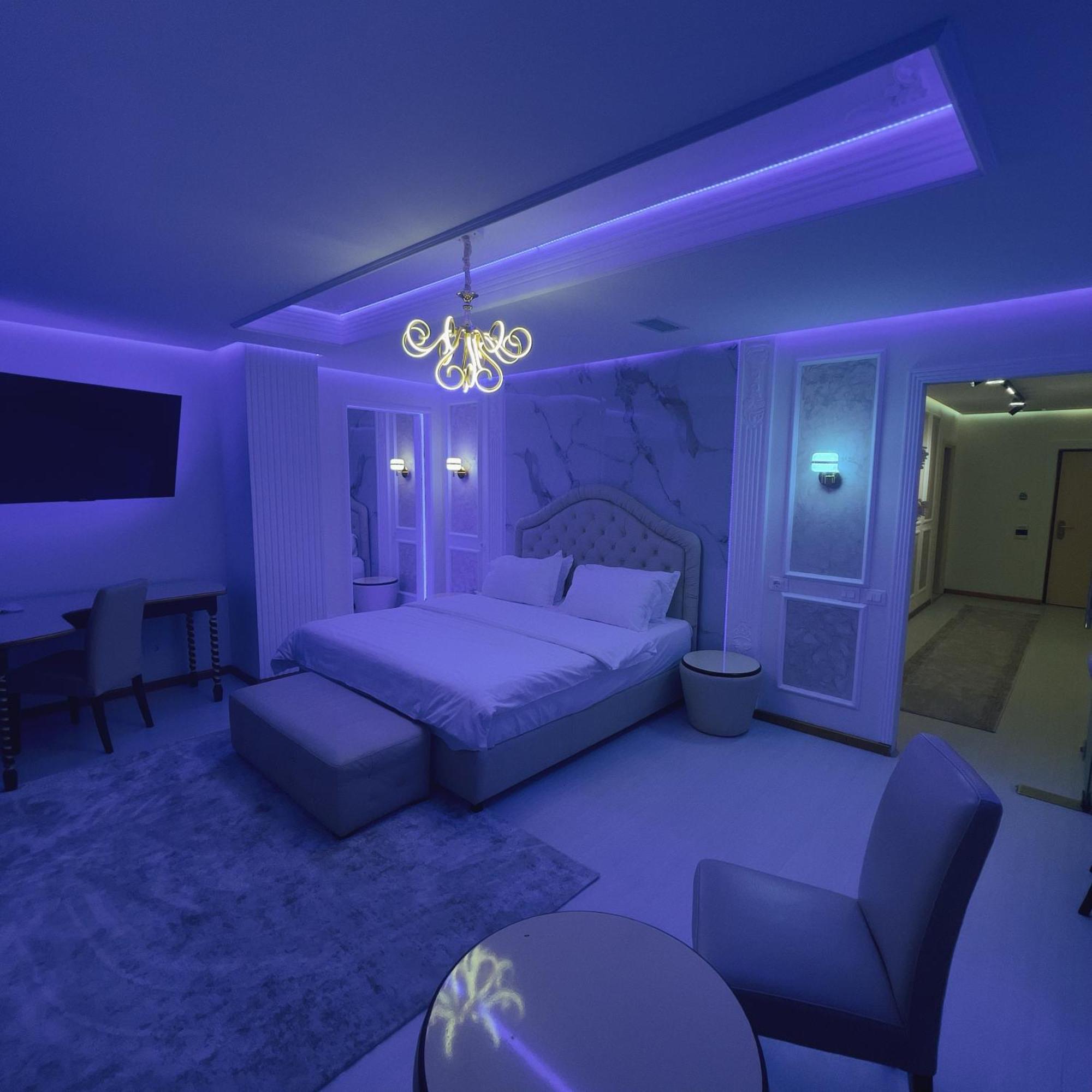 Hotel Rosa Blu Tirana Buitenkant foto