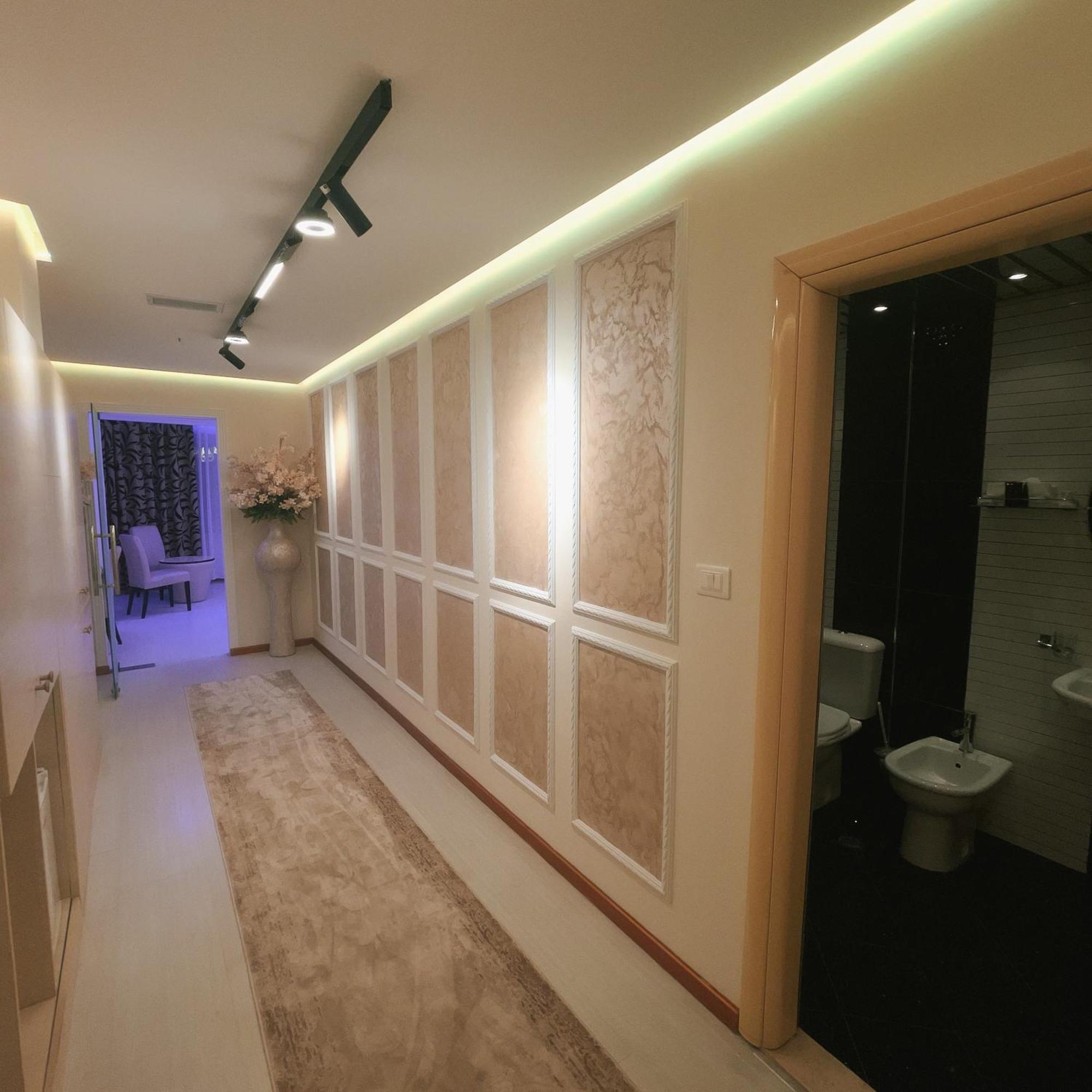 Hotel Rosa Blu Tirana Buitenkant foto