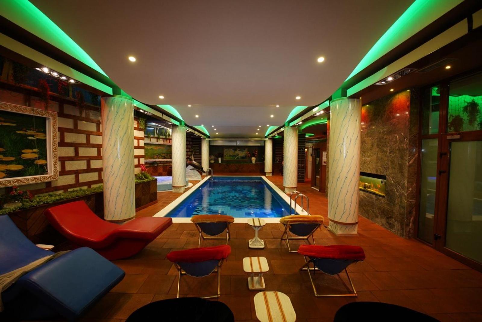 Hotel Rosa Blu Tirana Buitenkant foto